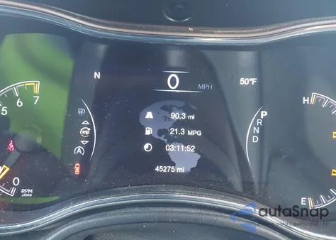 2019 Jeep Grand Cherokee Limited 4X2 z USA, uszkodzony, nr VIN 1C4RJEBG5KC689966